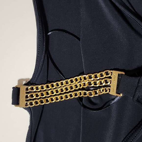 Michael Kors Cold Shoulder With Gold Chain Strap. 3/4 Sleeves. Size L - Picture 8 of 14